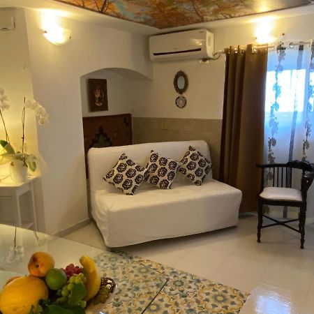 Villa Don Mimi Guarnaschelli La Dependace Таормина Экстерьер фото
