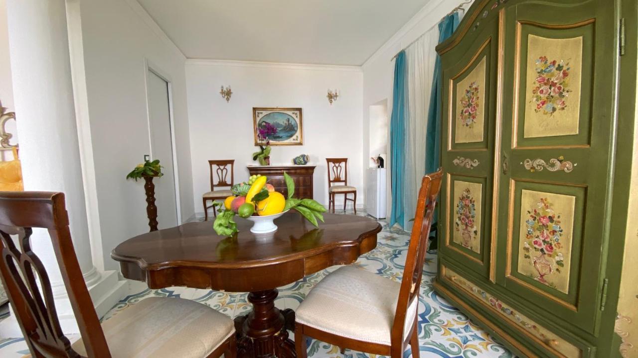 Villa Don Mimi Guarnaschelli La Dependace Таормина Экстерьер фото
