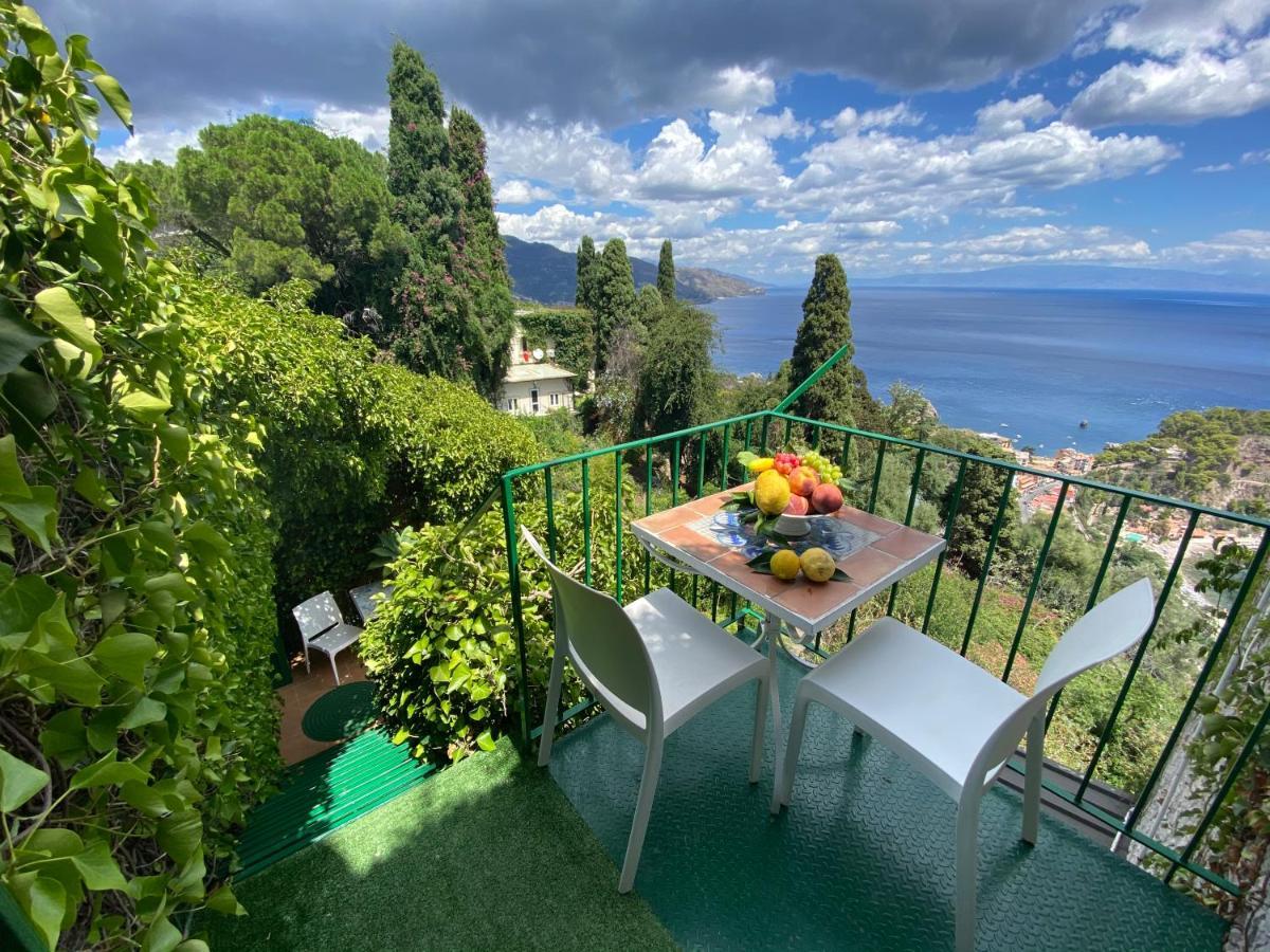 Villa Don Mimi Guarnaschelli La Dependace Таормина Экстерьер фото