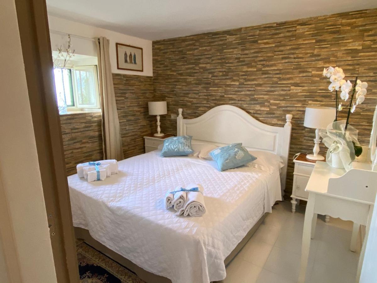 Villa Don Mimi Guarnaschelli La Dependace Таормина Экстерьер фото